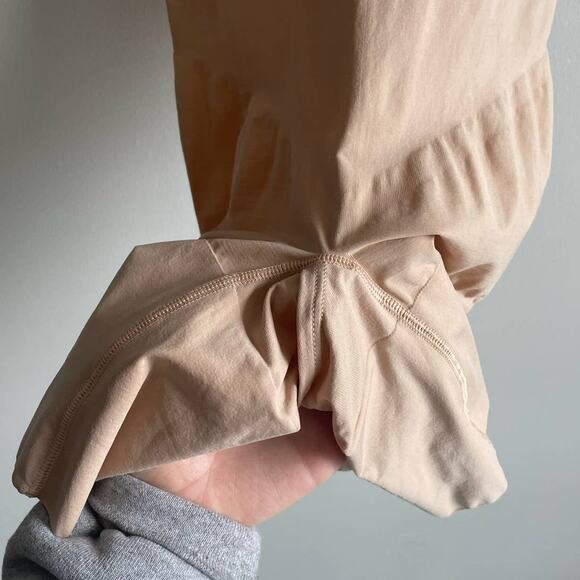 Spanx Spanx Open-Bust Mid-Thigh Bodysuit - Picture 5 of 8